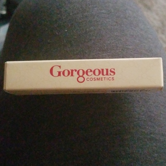 Gorgeous cosmetics - Picture 1 of 3